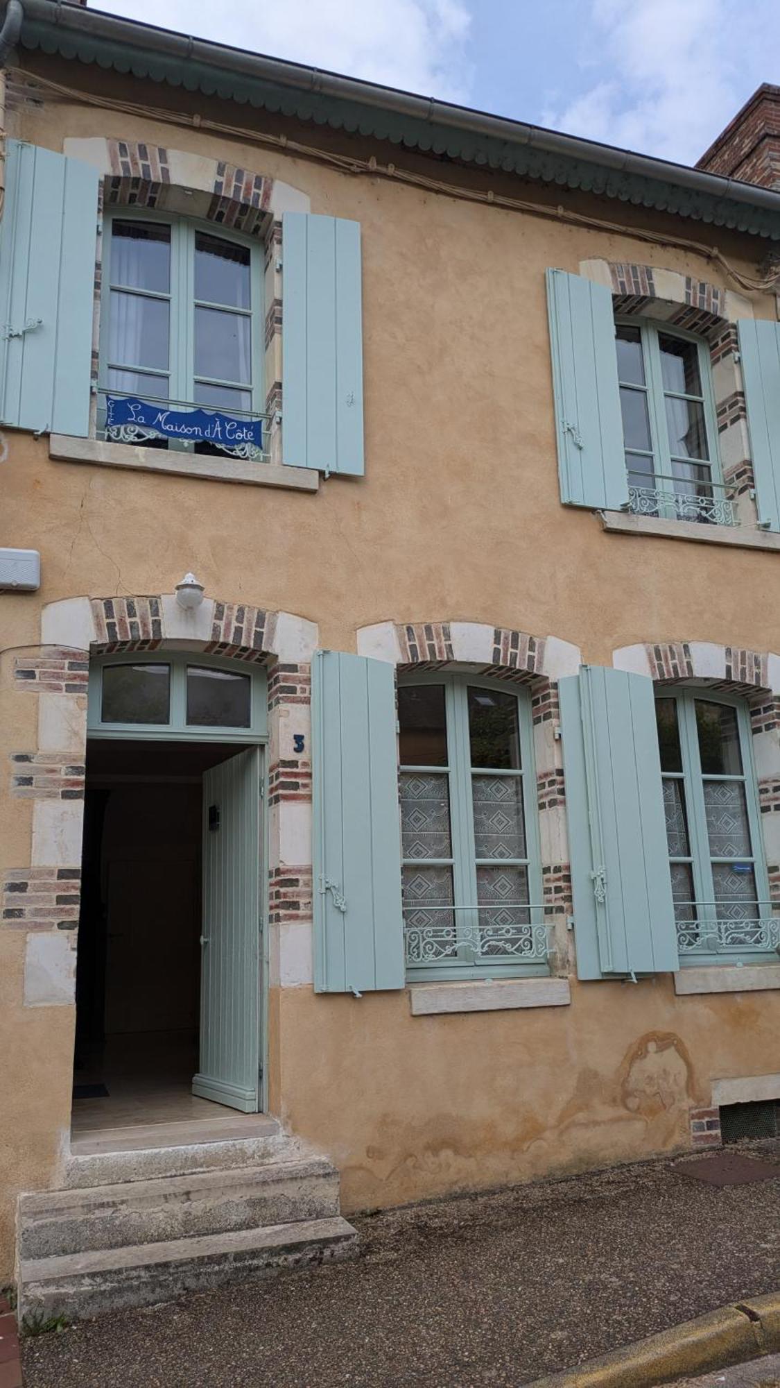 La Maison D'A Cote Saint-Amand-en-Puisaye Экстерьер фото