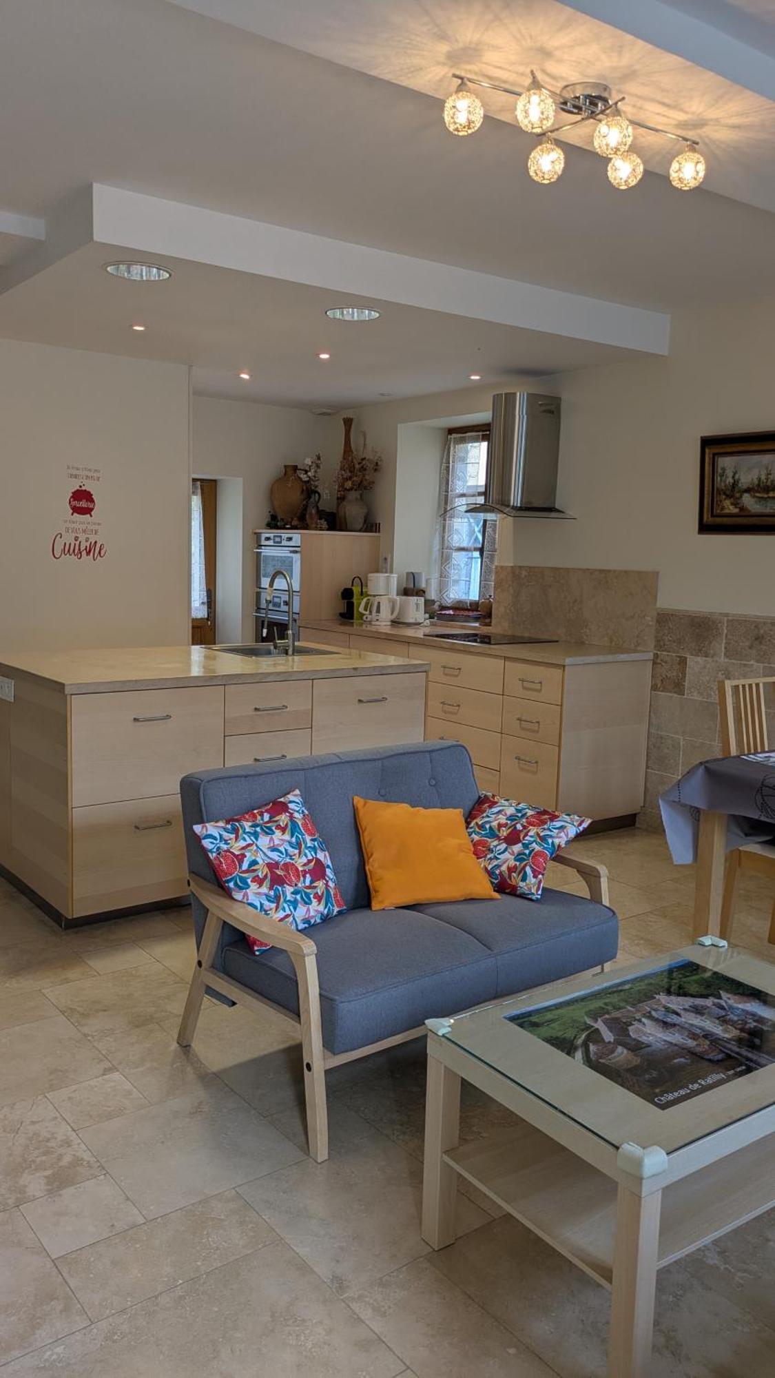 La Maison D'A Cote Saint-Amand-en-Puisaye Номер фото